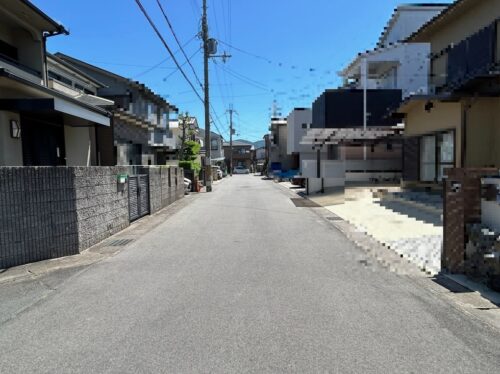 南側前面道路(外観)