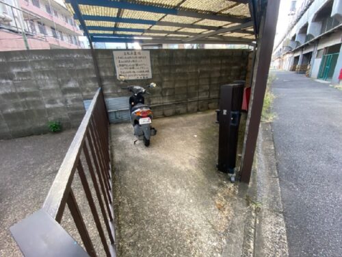 駐輪場 駐輪場
